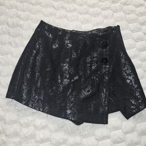 Haute Monde Snake Skin Printed Skort/Skirt Womens S Black
